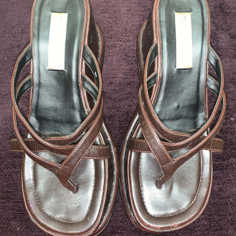 Mainframe brown leather embroidered wedges